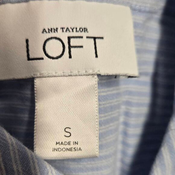 Ann Taylor Loft stripped buttondown shirt S - Picture 4 of 4
